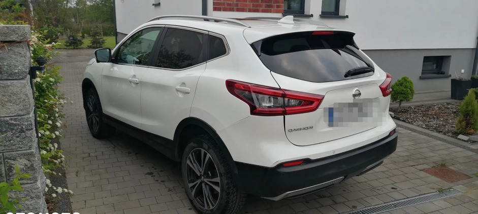 Nissan Qashqai cena 73700 przebieg: 81018, rok produkcji 2018 z Bydgoszcz małe 67